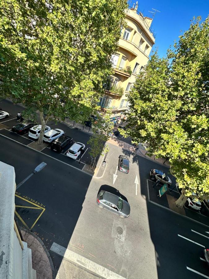Appartement Lumineux Et Spacieux 2 Chambres Avec Parking Gratuit Dans La Rue Perpiñán Exterior foto